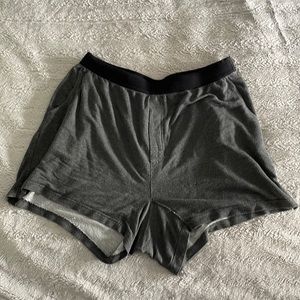 Chill in these Jamby’s short grey pajama lounge bottoms WITH POCKETS!